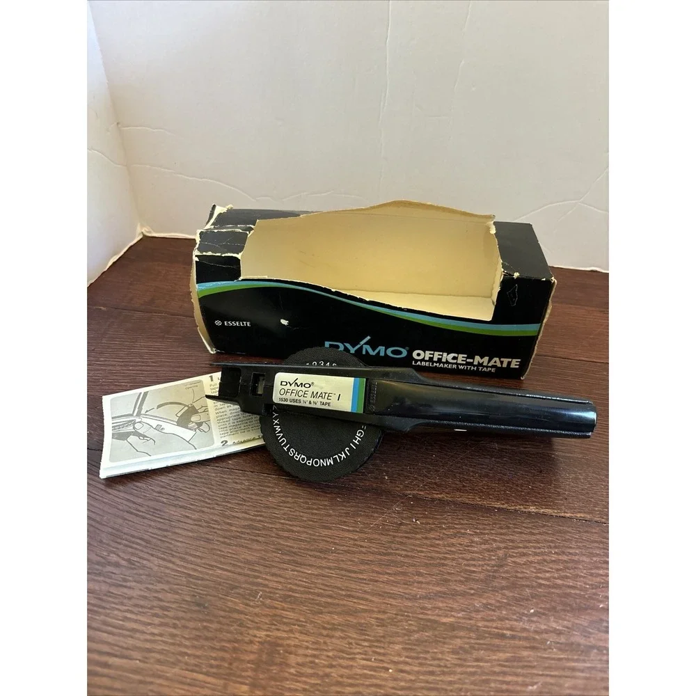 Dymo Office Mate 1 Label Maker‎ 1530 for 1/4